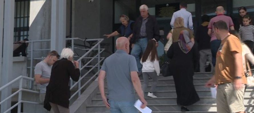 Me afrimin e pushimeve rikthehet “lluga” për marrjen e pasaportave