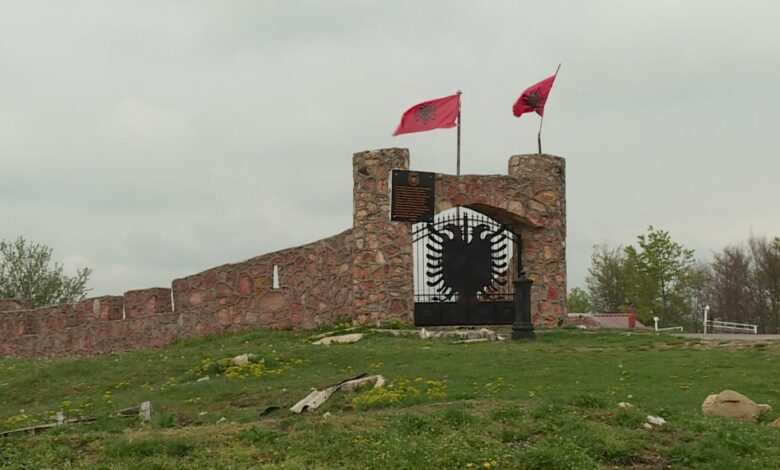 Akademi përkujtimore në Shkup për dëshmorët e parë të rënë në Tanushë