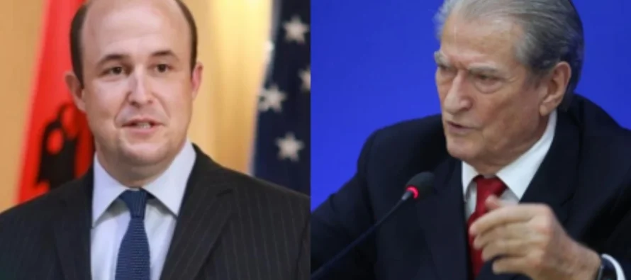 Berisha në krye të PD? A do të ndryshojë SHBA qasje ndaj personave non-grata? Përgjigjet i dërguari me punë në Tiranë