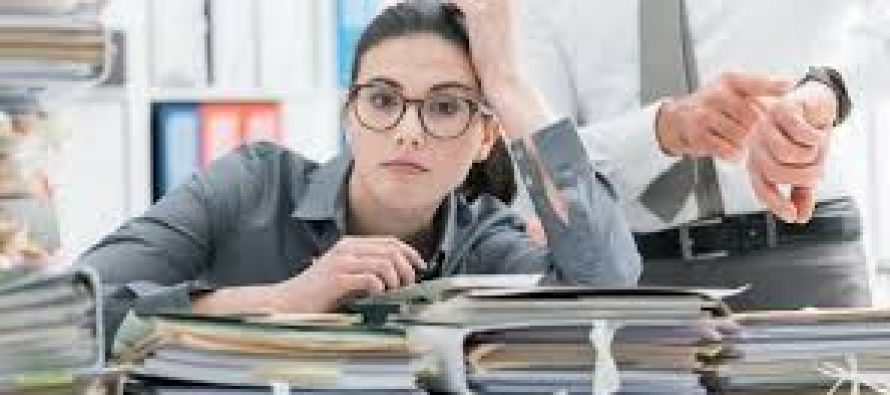 Stresi në punë ndikon negativisht në shëndet