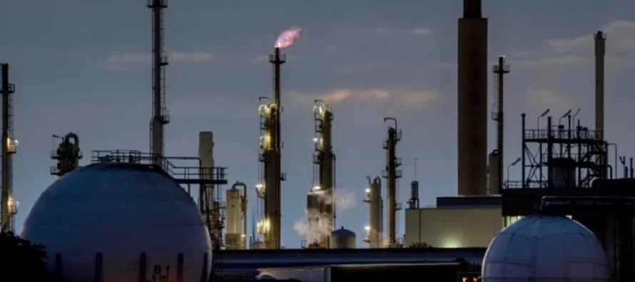 Shpallet gjendje krize për energjinë elektrike pas bllokadave kufitare nga fermerët grekë