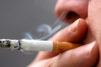 Gati gjysma e popullsisë në Maqedoninë e Veriut konsumon duhan, Qeveria do ta luftojë me ligj dhe barna
