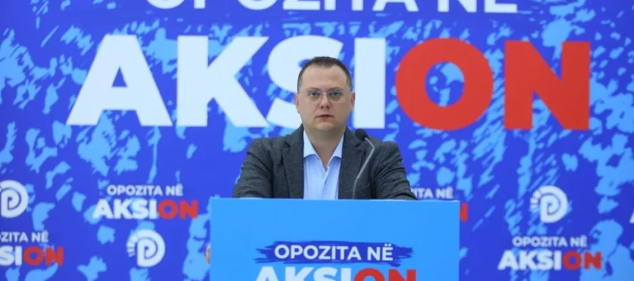 “PD fton Diasporën në një detyrë patriotike”, Hoxha: Ta presin Ramën me protesta dhe t’i kërkojnë llogari