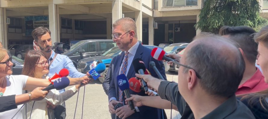 Mickoski: Pres mbështetje që Afrim Gashi të jetë kryetar i Kuvendit