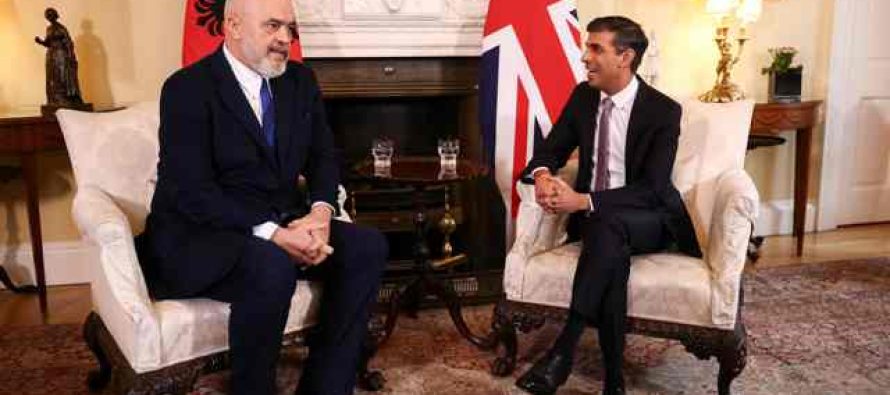 Sunak përmes Ramës thekson rëndësinë e stabilitetit në Kosovë dhe Bosnjë