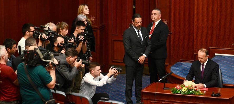 Zgjedhjes së kryetarit të Kuvendit i parapriu debat i ashpër mes Levicës dhe VMRO DPMNE-së