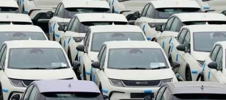 SHBA vendos tarifë 100% për importet e automjeteve elektrike kineze