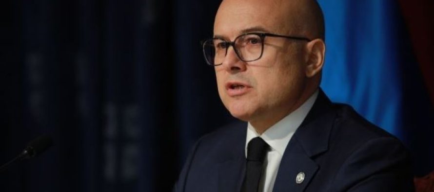 Slobodna Bosna alramon: A po përgatitet Serbia për një luftë të re? Vuçeviq njoftoi futjen e shërbimit ushtarak
