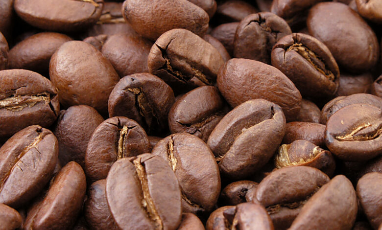 kafeina-perfitimet-dhe-rreziqet-qe-duhet-t-i-dini