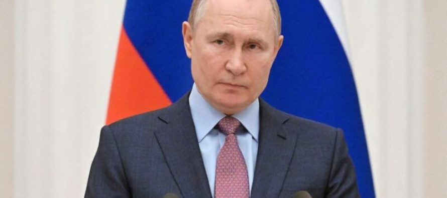 Ambasadori i RMV-së në Moskë, bojkotoi inaugurimin e Putinit!