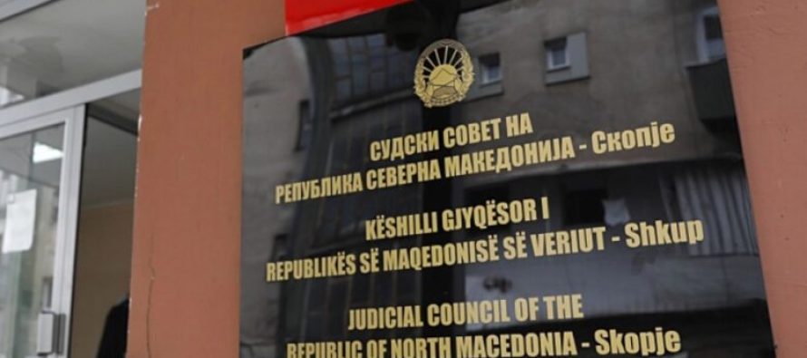 Mickovski kërkon por Lloga numëron pasojat nëse shkarkohet Këshilli Gjyqësor