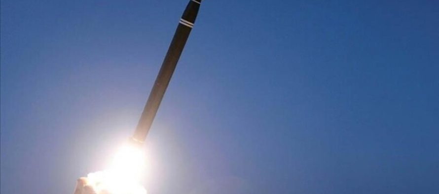 Koreja e Veriut dështon në dërgimin e një sateliti spiun në orbitë