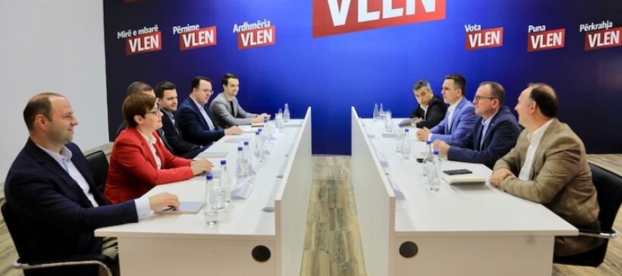 Përfundojnë negociatat për konstituimin e Qeverisë mes VLEN dhe VMRO