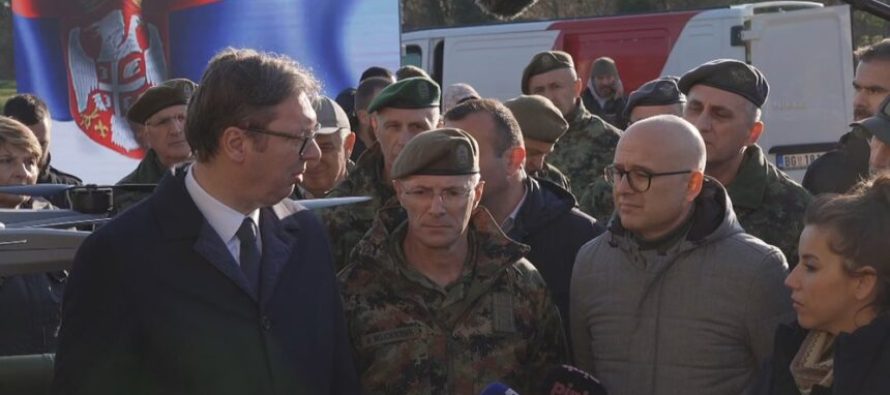 Armët serbe përfundojnë në Ukrainë, “shuplaka” e Rusisë ndaj Vuçiçit: Do të flasim mirë me të