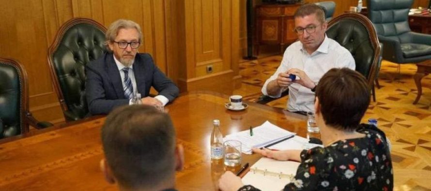 Fatmir Limani në takim me kryeministrin Mickoski: Së shpejti rritje e pensioneve