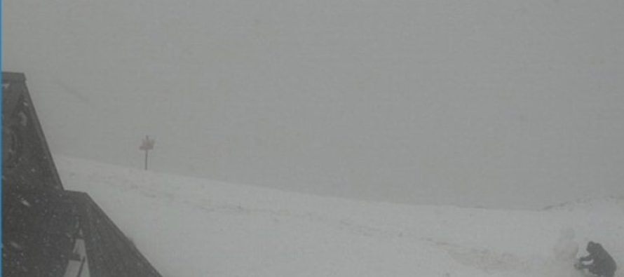 Ulen temperaturat në Slloveni, bie borë në disa pjesë malore