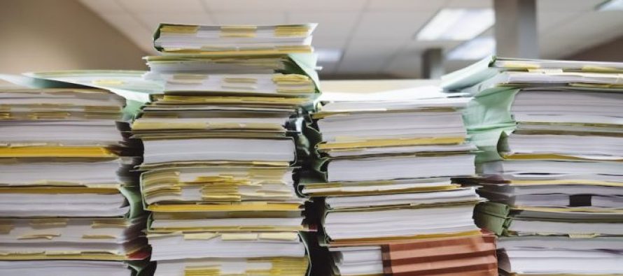 Një ‘ushtri’ e tërë administratorësh do të kalojë nga një ministri në tjetrën në pesë muajt e ardhshëm