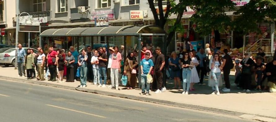 Mungesa e autobusëve revolton qytetarët: Kjo nuk durohet më, është shumë e vështirë