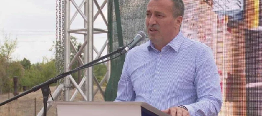 Qeveria mori vendim për ndërprerjen e mandatit të kryetarit të komunës së Sarajit