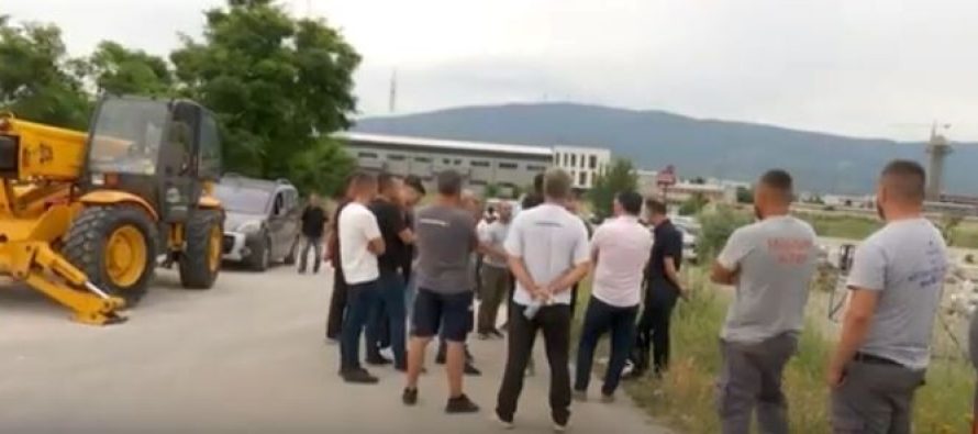 Banorët e Vizbegut kundërshtojnë ndërtimin e bazës së asfalit, e cilësojnë kancerogjene