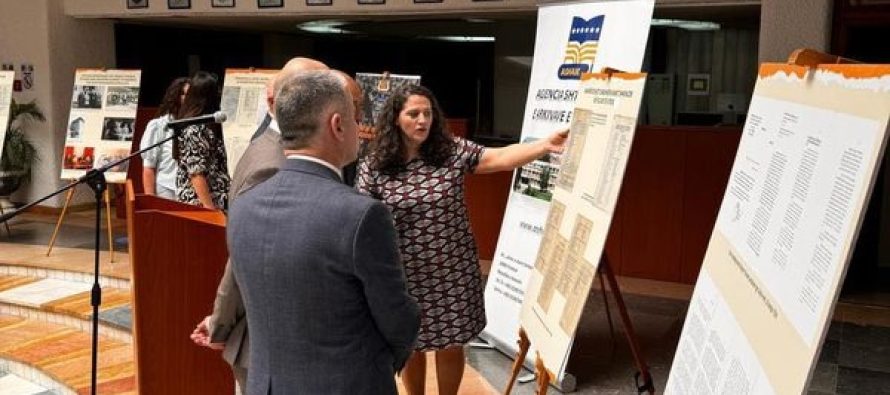 25-vjetori i Çlirimit / Ekspozitë e arkivave të Shqipërisë dhe Kosovës