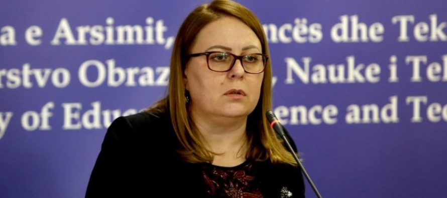 Hykmete Bajrami: 170 persona në ditë largohen nga Kosova