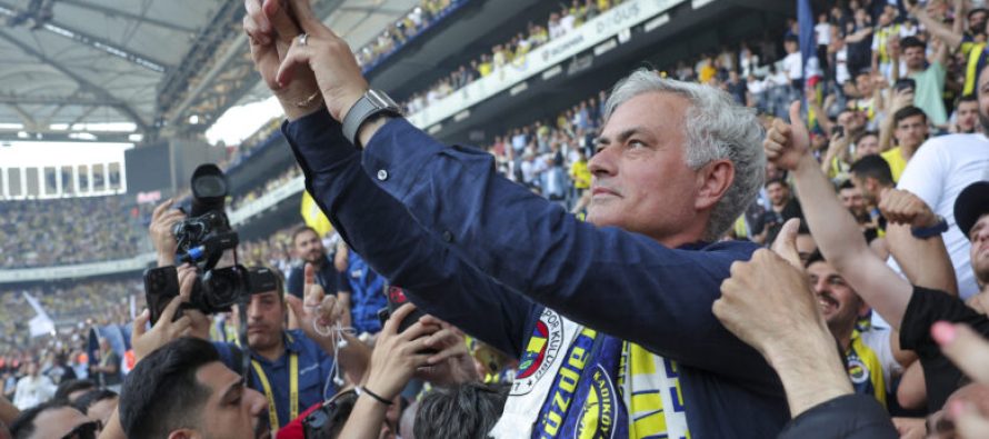 Hoze Murinjo kërkon futbollistin e tij të preferuar te “Djajtë e Kuq”