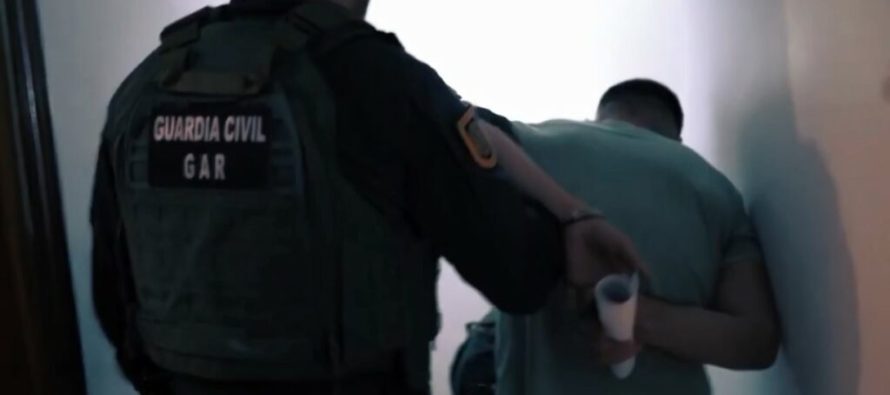Sekuestrohen 100 kg kokainë, vinte nga Ekuadori/ 12 persona në pranga, mes tyre dhe shqiptarë