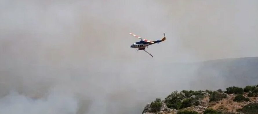 Zjarr i madh në Kios të Greqisë, evakuuohen banorët
