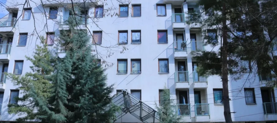 Studentët e “Stiv Naumov” duhet të shpërngulen para kohe, konvikti po përgatitet për renovim