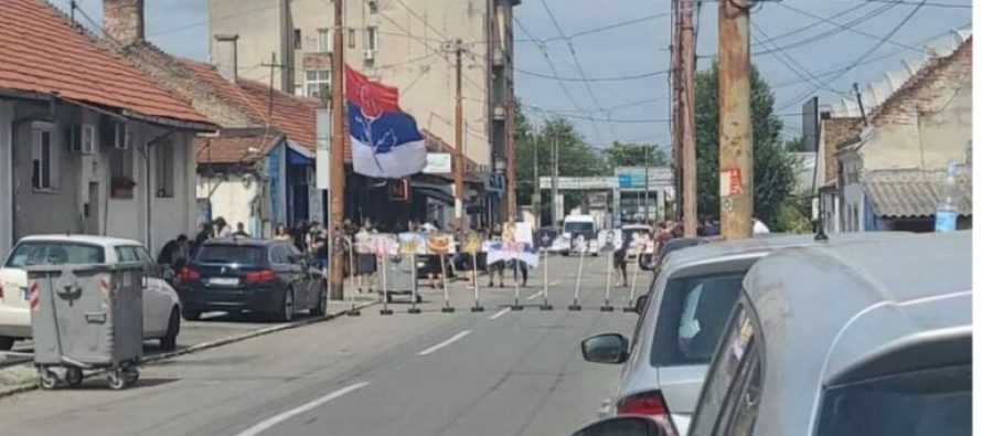 BE shpreh keqardhje për ndalimin e festivalit “Mirëdita, dobar dan”, por nuk e dënon aktin e Qeverisë serbe