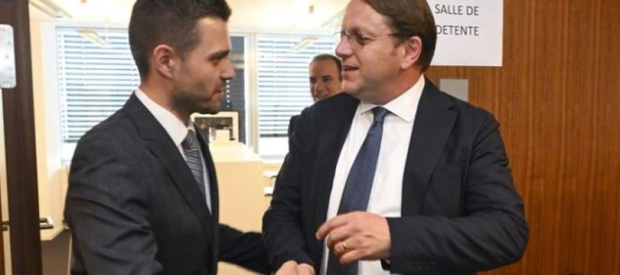 Mucunskit takon Varhejin: Qeveria e re është fuqishëm e përkushtuar në agjendën e reformave dhe integrimeve evropiane
