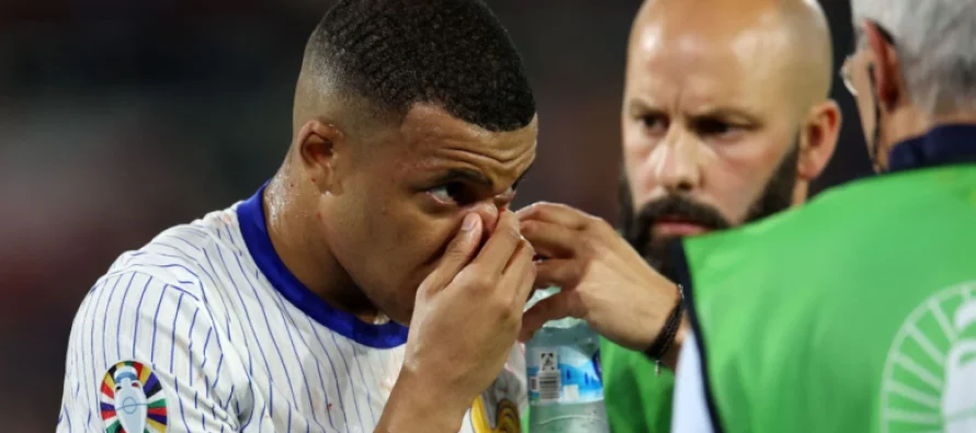 Legjenda franceze: Mbappe nuk është i denjë për shiritin e kapitenit!