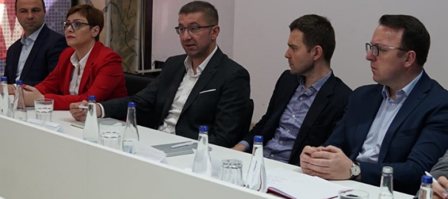 Ministrat e ardhshëm do të kalojnë filtrin partiak para se të arrijnë në Kuvend: Si do të duket qeveria e re?