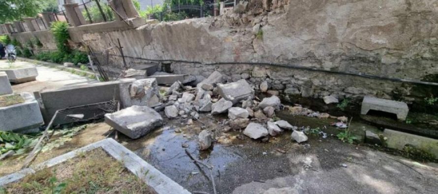 Qyteti i Shkupit: Muri i rrënuar i Qendrës Klinike është nën kompetencë të Ministrisë së Shëndetësisë