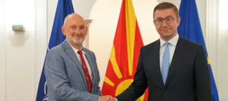 Gir dhe Dreksler i janë përgjigjur me gjuhë diplomatike Mickoski