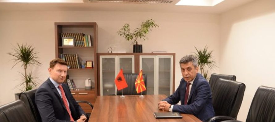 Mexhiti priti në takim ambasadorin e ri të Shqipërisë në Shkup, Denio Meidani