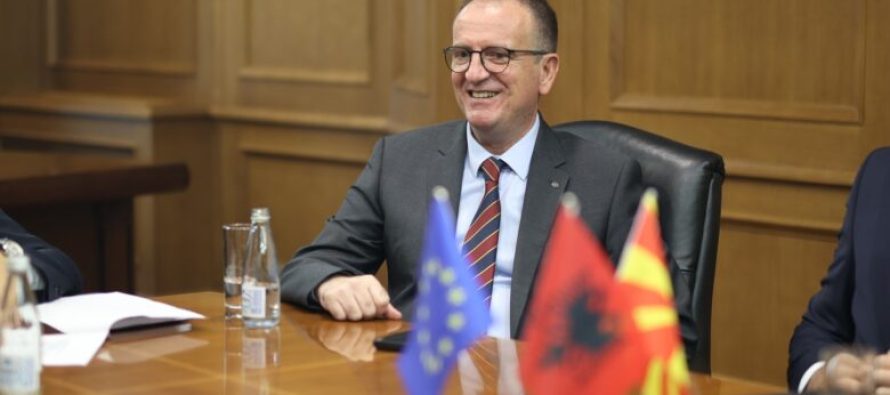 Taravari: Nga viti i ardhshëm nuk duhet të ketë specializime private