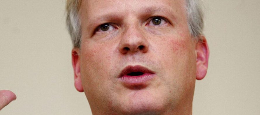 “Kabineti i Luftës” kishte pak fuqi, por shpërbërja e tij e dëmton rëndë Netanyahun