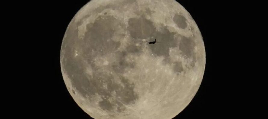 Zbulohet një shpellë në Hënë pranë vendit ku u ul Armstrong