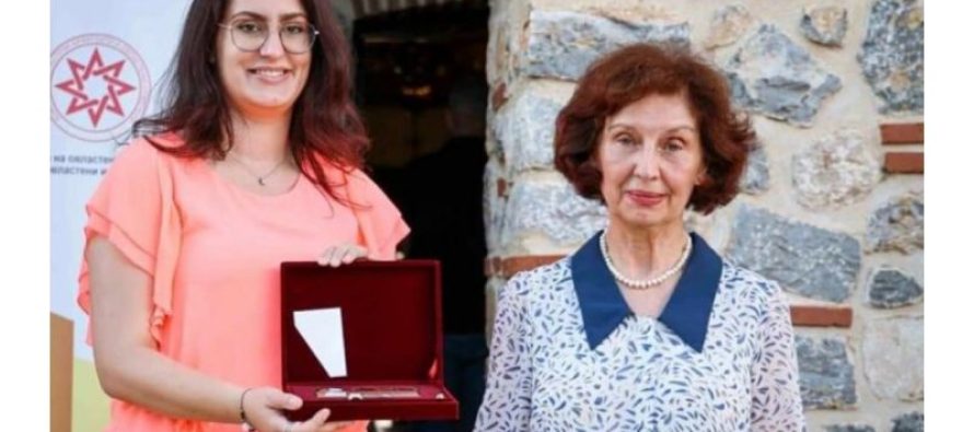 Adina Osmani nga Universiteti i Tetovës, fituese e çmimit “Unaza Inxhinierike”