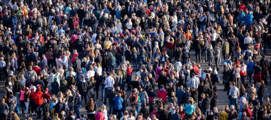 Deri më 2084 do të rritet popullsia e botës, pastaj do të fillojë rënia 