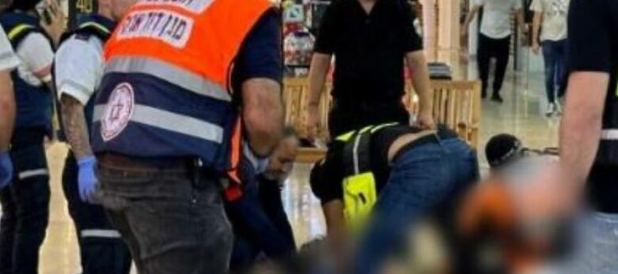 Sulm me thikë në një qendër tregtare në Izrael, plagosen 2 persona