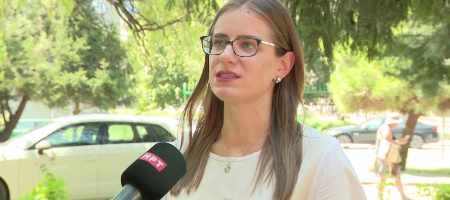Specializantët privat kërkojnë zgjidhje të statusit të tyre