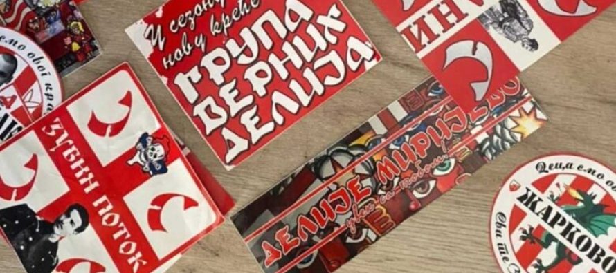 Policia e Kosovës thotë se në veri gjeti letra ngjitëse me përmbajtje nacionaliste