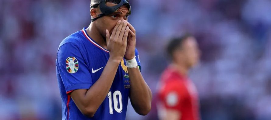 “Në fazën e grupeve nuk ishim në nivelin e duhur”, Mbappe: Duhet të finalizojmë shanset e krijuara