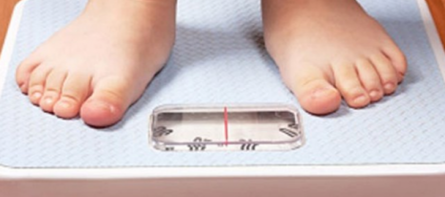 Mbipesha tek fëmijët, ja faktorët që ndikojnë. Si ta menaxhojmë!