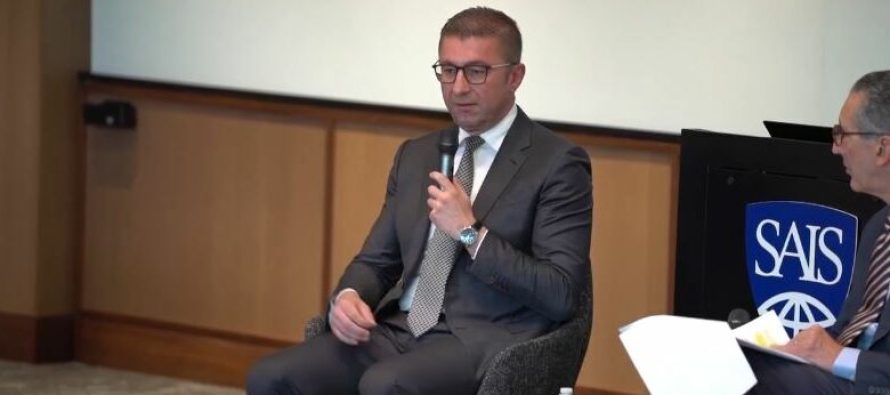 Mickoski: Duhet shkatërruar koalicioni mes politikanëve, gjyqtarëve dhe prokurorëve