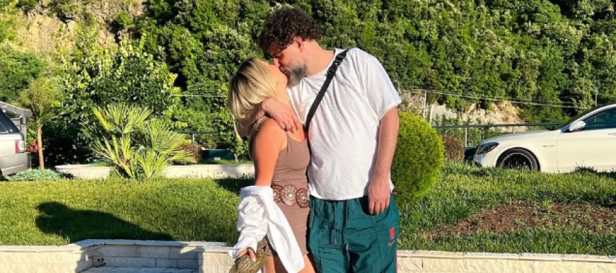 Bashkëshortja e Mc Kreshës xheloze, ja çfarë po thotë për të