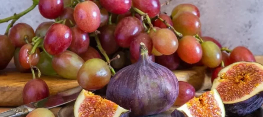 A lejohet diabetikët të hanë rrush dhe fiq?